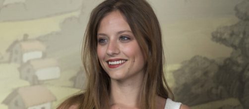 Consigue el look natural de Michelle Jenner - Zeleb.es - zeleb.es