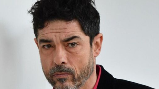 Alessandro Gassmann attacca Vittorio Sgarbi per l'ordinanza che multa chi indossa le mascherine senza necessit&agrave;.