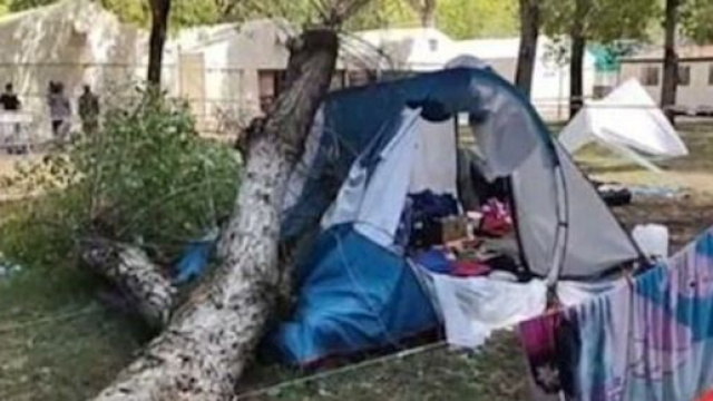 Massa, le ultime parole di Malak a suo padre: 'Non riesco a respirare, vi voglio bene'.
