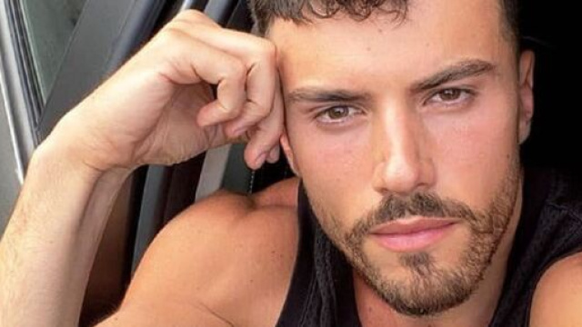 Alessandro Zarino, modello e insegnante di fitness.