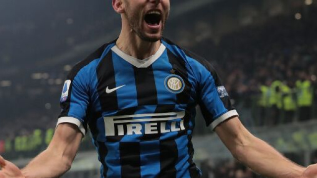 Il Barcellona avrebbe chiesto all'Inter Stefan De Vrij.