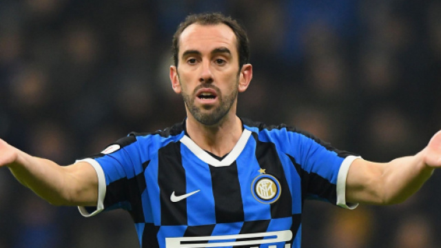 Inter, Godin sarebbe vicinissimo alla cessione al Cagliari.