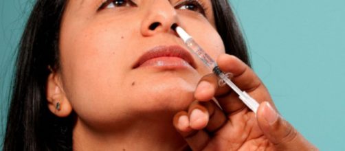 China empieza las pruebas de la vacuna contra el coronavirus en forma de espray nasal.