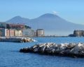 Napoli, sparatoria con tre feriti per un probabile sguardo di troppo