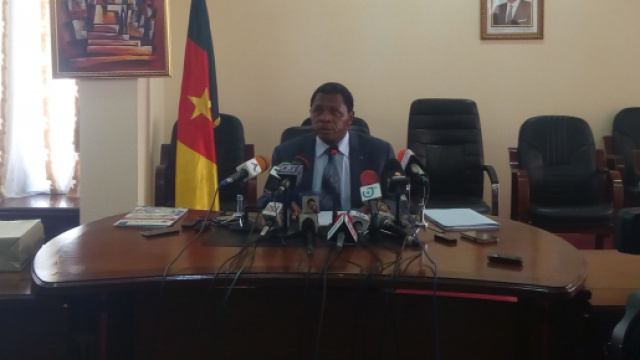 Le Ministre de l'Administratrion Territoriale du Cameroun Paul Atanga Nji (c) MINAT
