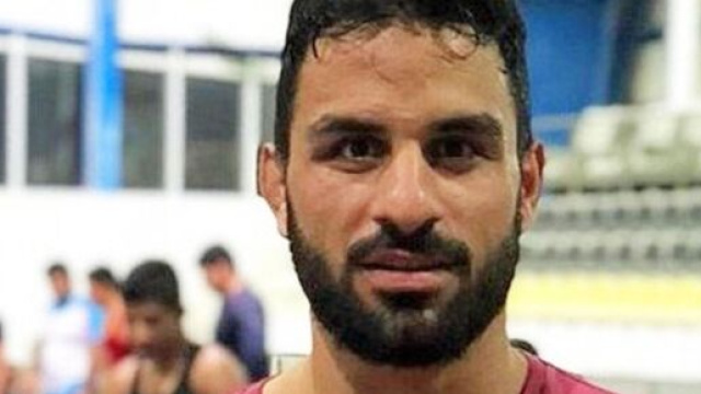 Iran, giustiziato il wrestler Navid Afkari.