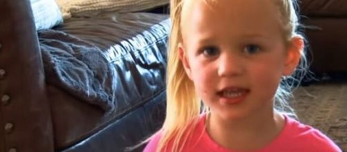 'OutDaughtered' quints and the first class seat - Image credit - TLC | YouTube