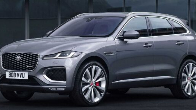 Jaguar rinnova la sua creatura di segmento D, la F-Pace.