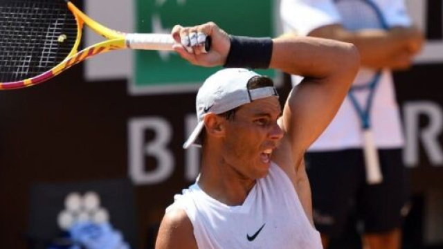 Rafa Nadal travolte Carreno nel match d'esordio degli Internazionali d'Italia 2020.