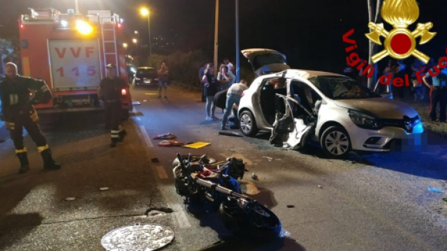 Cosenza, incidente stradale mortale: perde la vita un 28enne.