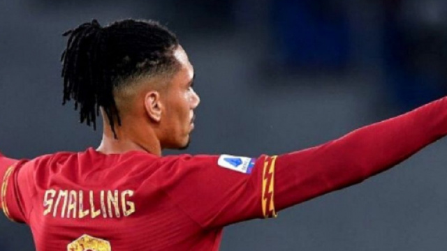 L'Inter avrebbe proposto al Manchester United un prestito con obbligo di riscatto per Smalling.