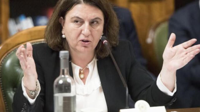 Pensioni, confronto tra il ministro Catalfo e i rappresentanti di Cgil, Cisl e Uil