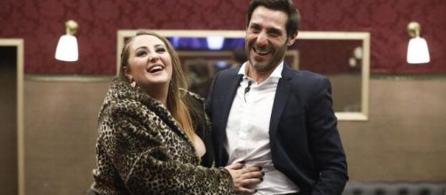 Roc&iacute;o Flores defiende a su padre en directo en S&aacute;lvame