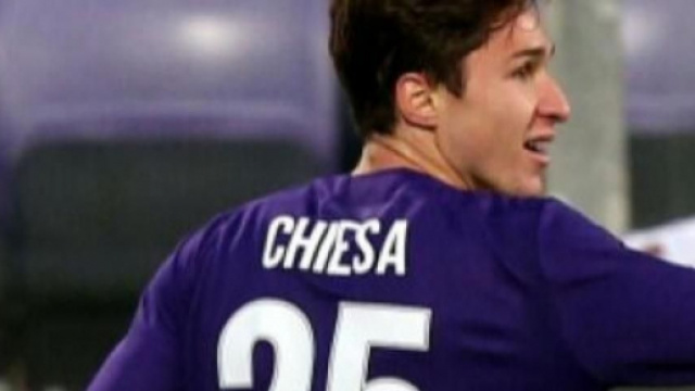 Federico Chiesa potrebbe trasferirsi alla Juventus.