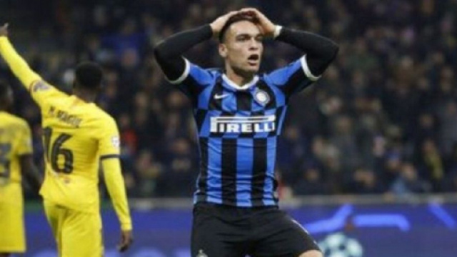 Inter: il Barcellona vorrebbe offrire 65 milioni di euro e Vidal per Lautaro Martinez.