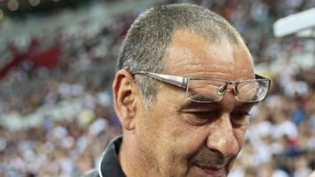 Maurizio Sarri potrebbe diventare il nuovo tecnico della Roma.