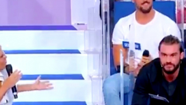 Uomini e donne Maria De Filippi furiosa contro Facundo: &laquo;Te ne ... - urbanpost.it