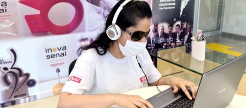 Programa para pessoas com deficiência no Senai inclui cegos e surdos