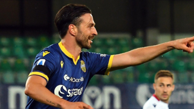 Crotone, anche i rossoblu sulla punta dell'Hellas Verona.