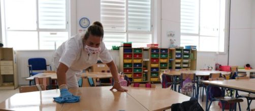 El n&uacute;mero de aulas confinadas se sit&uacute;a en el 0,73 %.