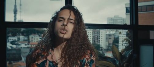 Vit&atilde;o falou sobre as pol&ecirc;micas envolvendo o namoro com Luisa Sonza. (Arquivo Blasting News)