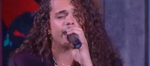 Vit&atilde;o faz live. (Arquivo Blasting News)