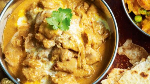 Pollo Korma, un secondo piatto della tradizione indiana.