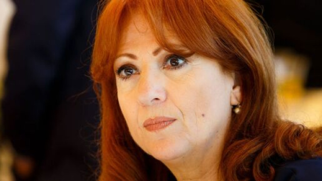 Un posto al sole: una soap opera che tratta tematiche sociali.