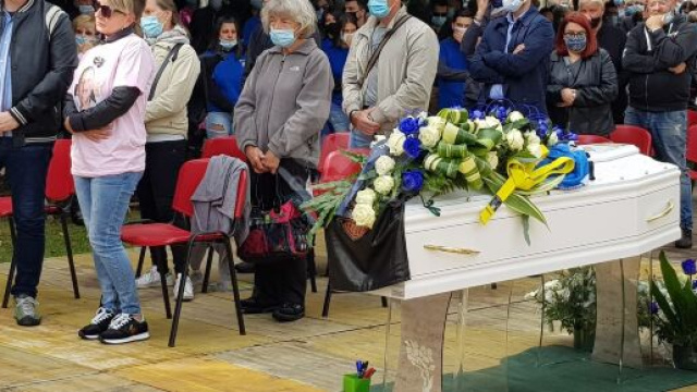 Addio ad Andrea Baima Poma, oggi pomeriggio i funerali del bambino di 11 anni ucciso dal padre.