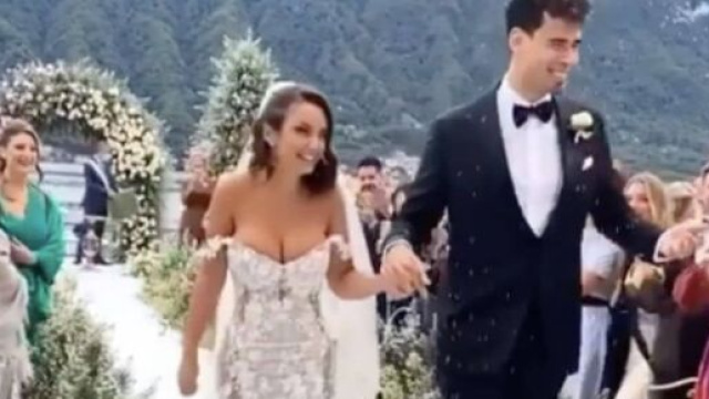 Elettra Lamborghini e Afrojack sposi a Ossuccio sul Lago di Como.