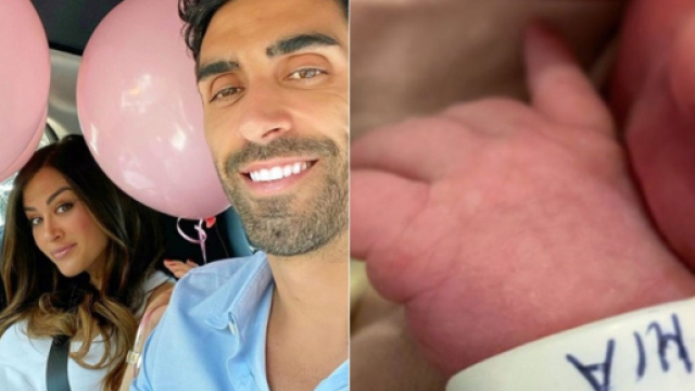 Giorgia Palmas e Filippo Magnini genitori: &egrave; nata Mia.