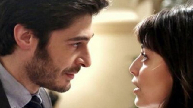 L'allieva 3, spoiler 4 ottobre: Sandro fa alcune avance ad Alice, Claudio geloso.