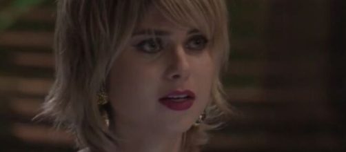 A loira ir&aacute; ir contra sua &iacute;dola em "Totalmente Demais". (Reprodu&ccedil;&atilde;o/TV Globo)