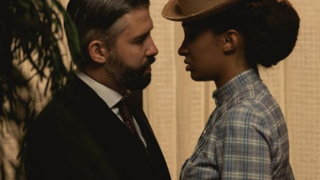 Una vita, trame al 12 settembre: Felipe e Marcia ad un passo dal bacio.