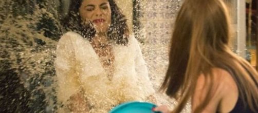 Eliza conseguir&aacute; sua vingan&ccedil;a contra a rival em 'Totalmente Demais'. (Reprodu&ccedil;&atilde;o/TV Globo).