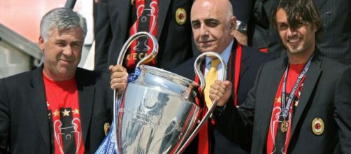 O treinador Carlo Ancelotti &eacute; o maior vencedor da UEFA Champions League, por tr&ecirc;s vezes em sua hist&oacute;ria.