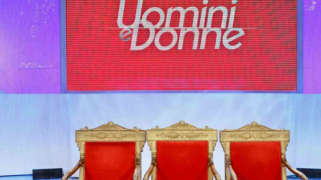 Uominie donne: Sophie Codegoni non sarebbe la tronista pi&ugrave; giovane del dating.