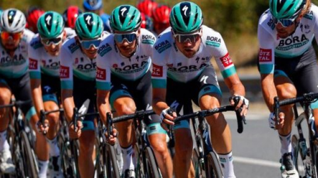Il forcing della Bora nella settima tappa del Tour de France.