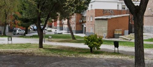 Agreden y roban a dos adolescentes en una plaza de Vic&aacute;lvaro