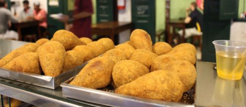 Dono de bar &eacute; morto em briga por pre&ccedil;o de coxinha. (Arquivo Blasting News)
