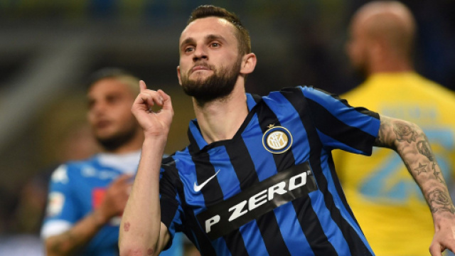 L'Inter ha offerto Marcelo Brozovic al Napoli.