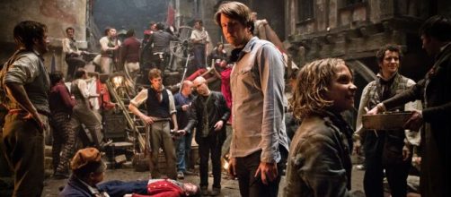 'Os Miser&aacute;veis' descreve a pobreza na Fran&ccedil;a do s&eacute;culo 19. (Reprodu&ccedil;&atilde;o/YouTube)