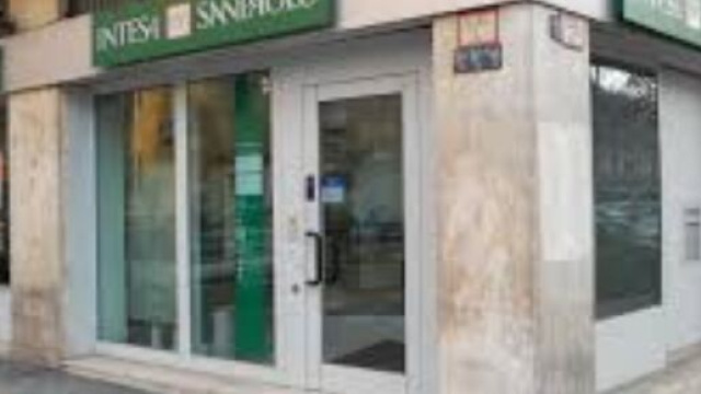 Lavoro: Intesa Sanpaolo cerca consulenti e agenti.