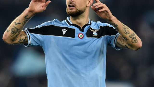 Francesco Acerbi si &egrave; sfogato con la dirigenza laziale, l'Inter potrebbe approfittarne.
