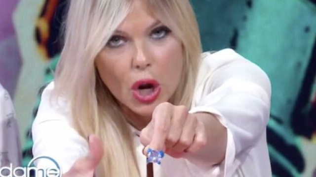 Grande Fratello Vip, Matilde Brandi confessa: &lsquo;Il mio compagno non &egrave; d&rsquo;accordo&rsquo;.