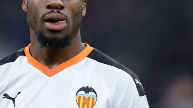 L'ipotetica vendita di Kondogbia da parte del Valencia porterebbe soldi nelle casse nerazzurre, il Psg sarebbe interessato.