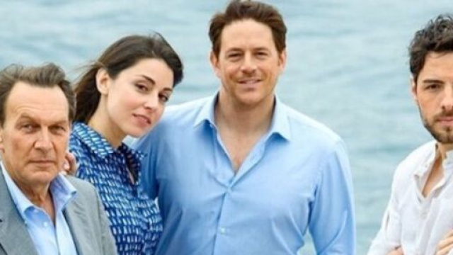 Anticipazioni Un posto al sole: Roberto e Serena pagano il riscatto per Filippo e Leonardo