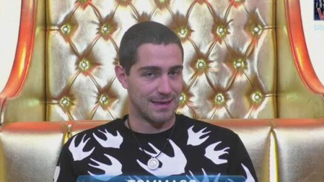 GF Vip, Tommaso commenta la doccia di Zenga e Zelletta