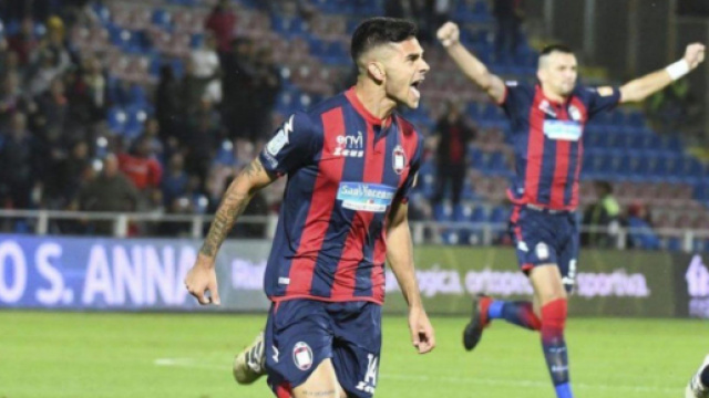 Crotone, ipotesi Salernitana per Crociata.