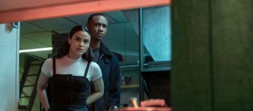'Mentiras Perigosas' traz Camila Mendes, Riverdale, como protagonista. (Foto: Divulga&ccedil;&atilde;o/Netflix)